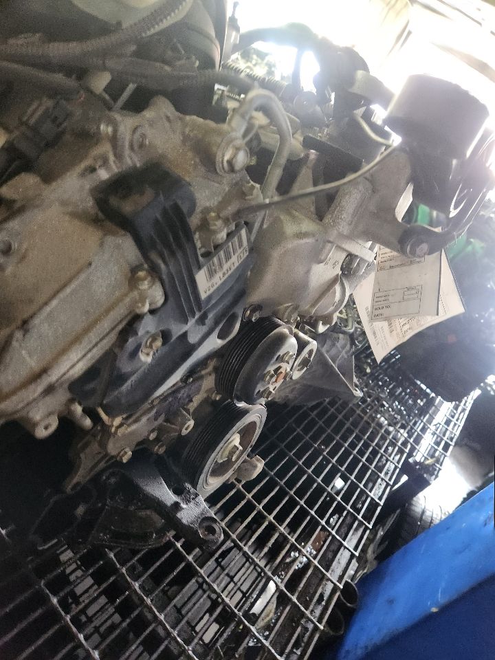 2013 TOYOTA SIENNA ENGINE ASSEMBLY - 500459 — photo 6
