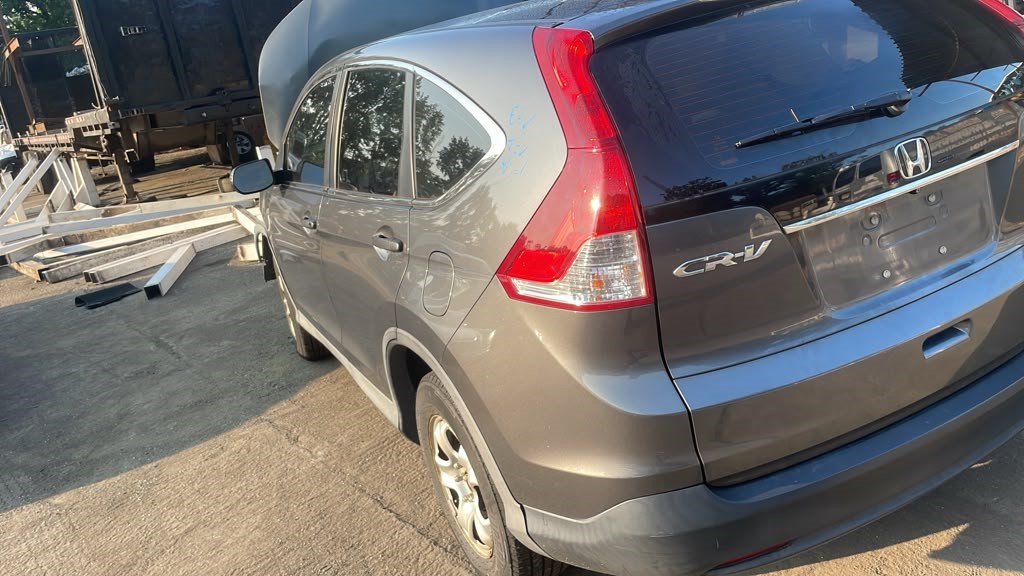 2013 HONDA CR-V BUMPER ASSY, REAR - 500940 — photo 5