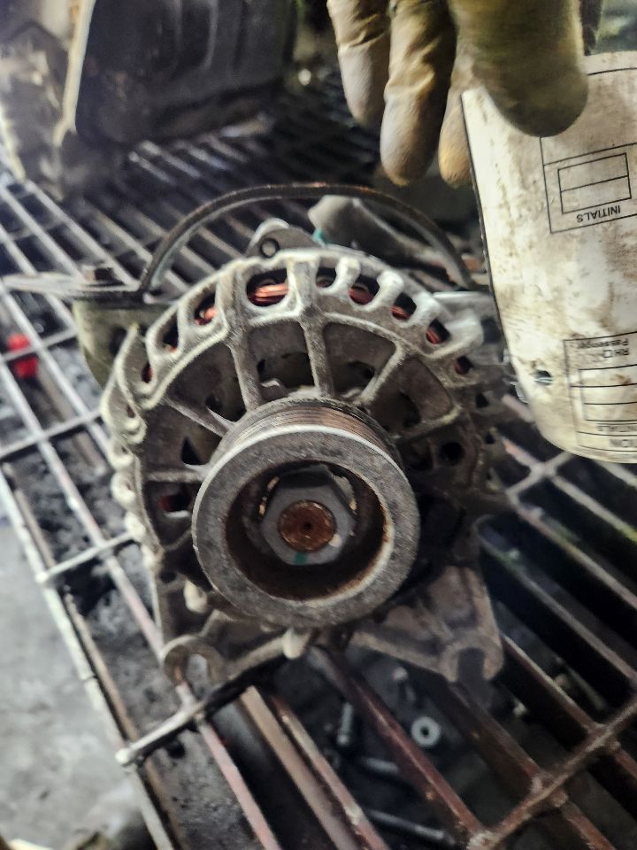 2005 FORD F150 PICKUP 8cyl Gasoline 5.4 ALTERNATOR - 501052 — photo 2