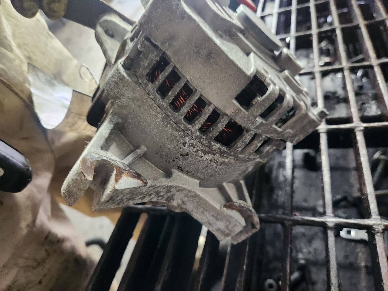 2005 FORD F150 PICKUP 8cyl Gasoline 5.4 ALTERNATOR - 501052 — photo 6