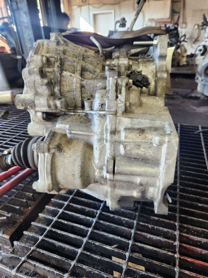 2012 NISSAN ROGUE Transmiss,Transaxle - 501228 — photo 1