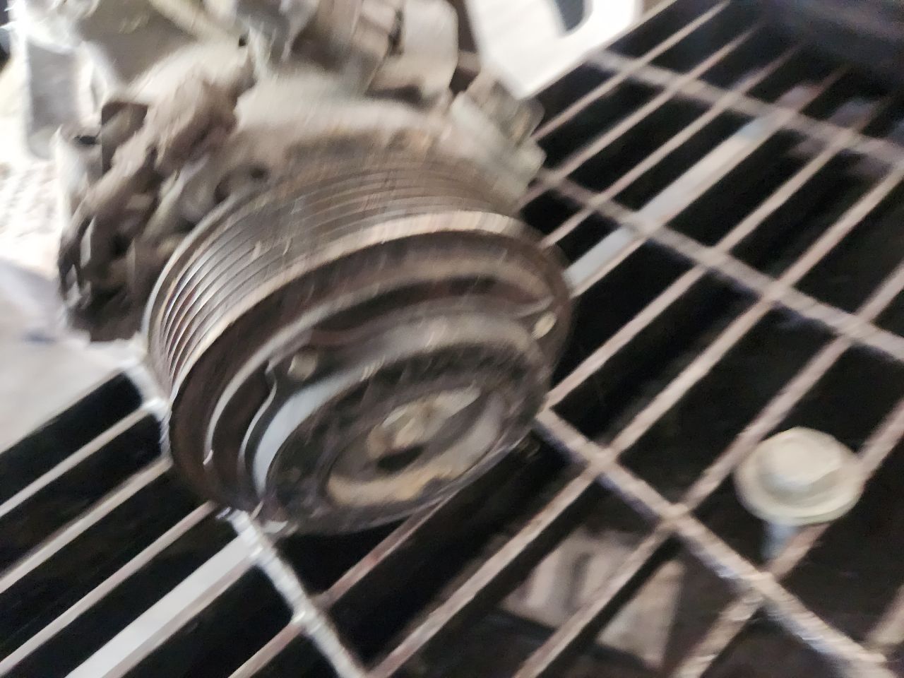 2013 TOYOTA SIENNA AC COMPRESSOR - 501310 — photo 7