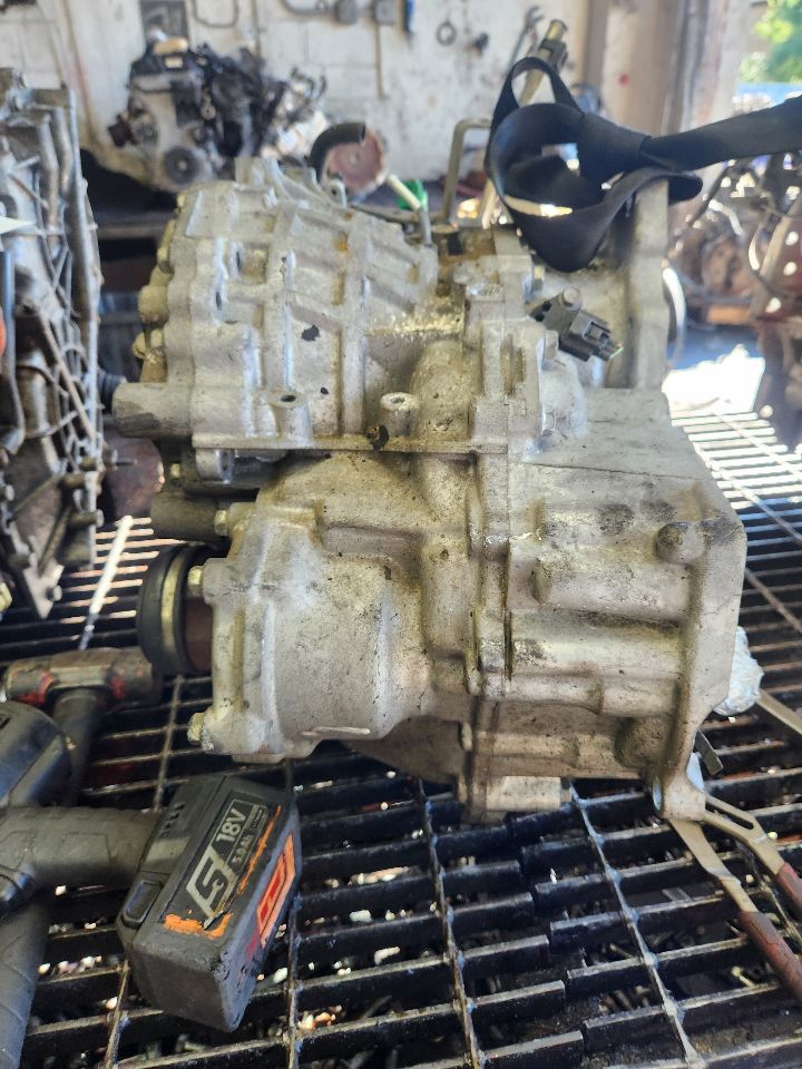 2012 NISSAN ROGUE Transmiss,Transaxle - 501486 — photo 2