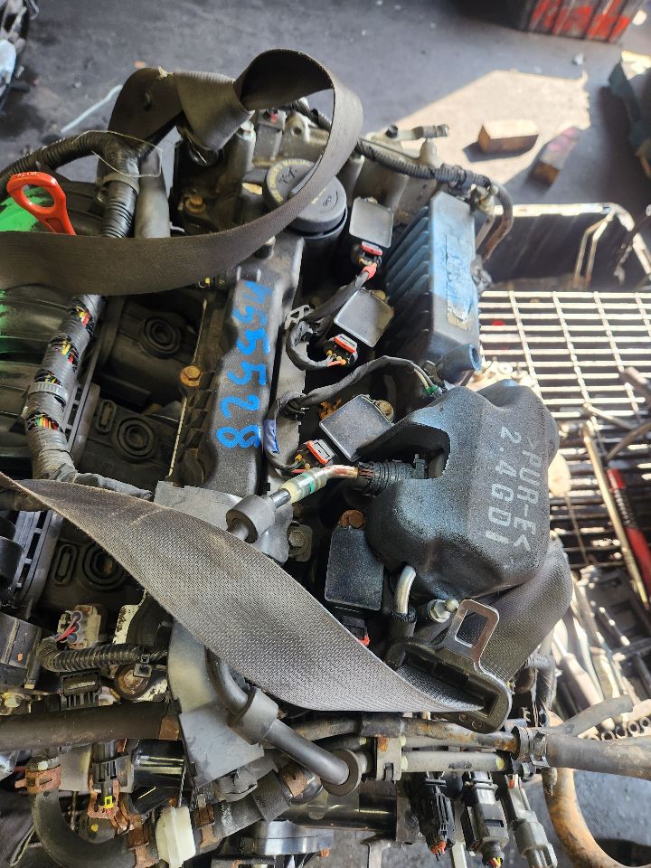 2016 KIA SORENTO 4cyl Gasoline 2.4 ENGINE ASSEMBLY - 502118 — photo 4