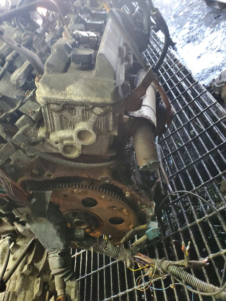 2004 TOYOTA 4 RUNNER 8cyl Gasoline 4.7 ENGINE ASSEMBLY - 502830 — photo 5