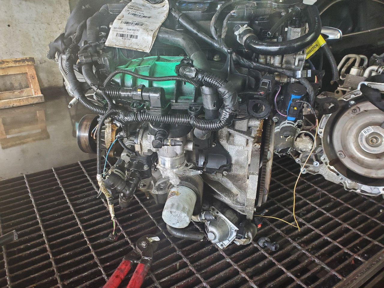 2015 FORD ESCAPE ENGINE ASSEMBLY - 503390