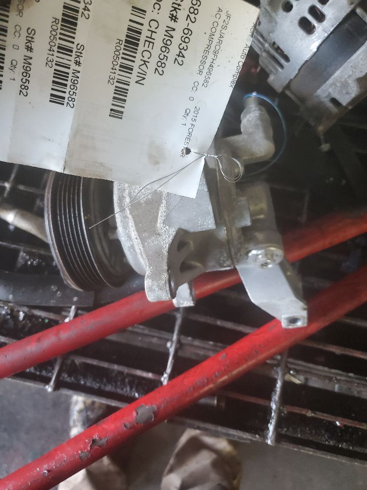 2015 SUBARU FORESTER AC COMPRESSOR - 504132 — photo 1