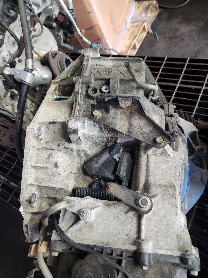 2012 GMC ACADIA Transmiss,Transaxle - 504831 — photo 2