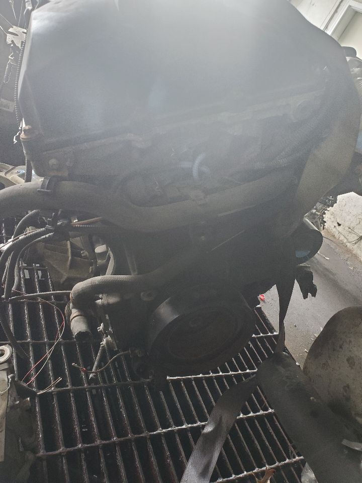 2011 BMW X3 ENGINE ASSEMBLY - 505083 — photo 6