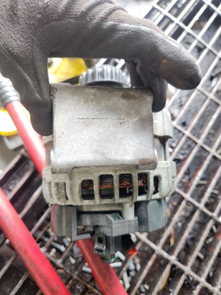 2016 VOLVO XC60 ALTERNATOR - 505199 — photo 3