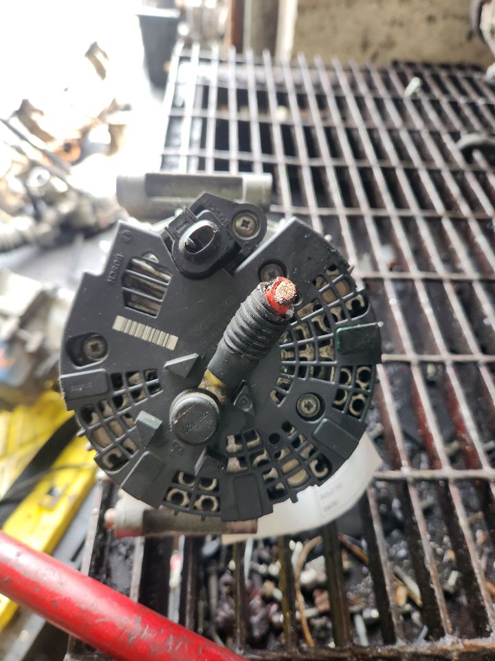 2016 VOLVO XC60 ALTERNATOR - 505199 — photo 4