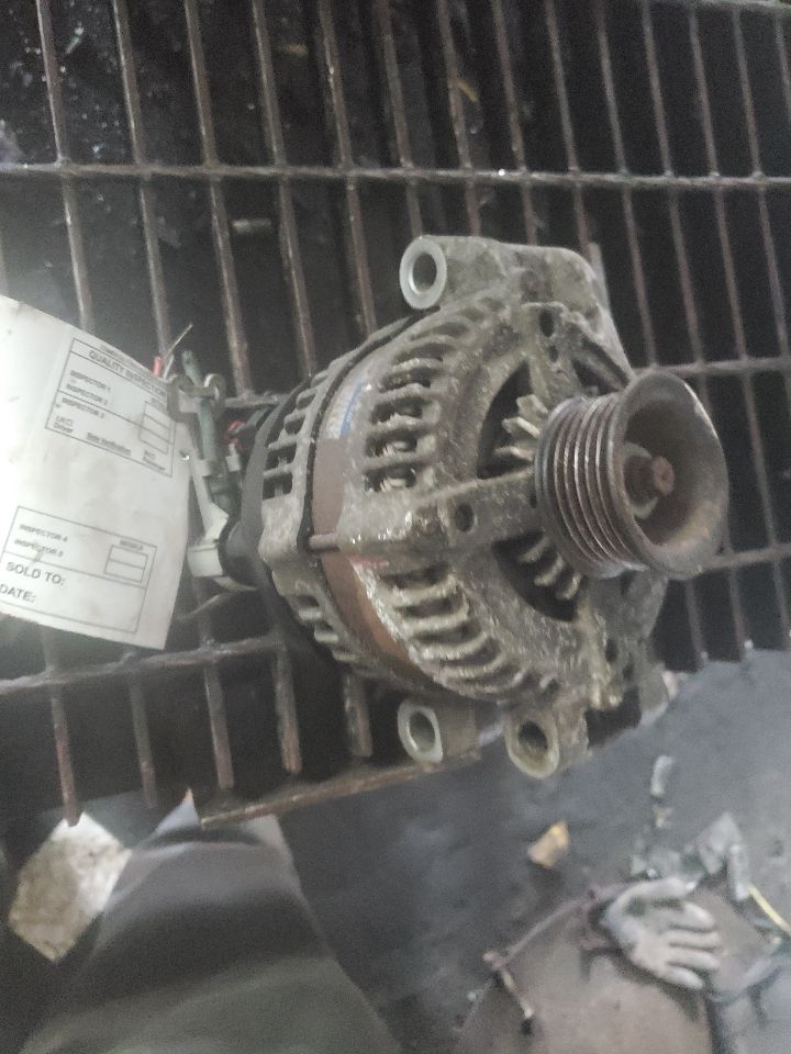 2008 DODGE CHARGER ALTERNATOR - 505803 — photo 4