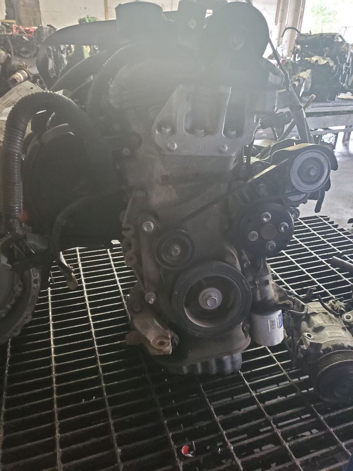 2010 TOYOTA CAMRY ENGINE ASSEMBLY - 506394