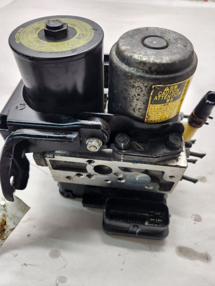 2010 TOYOTA CAMRY Anti-lock Brake Pts - 506836
