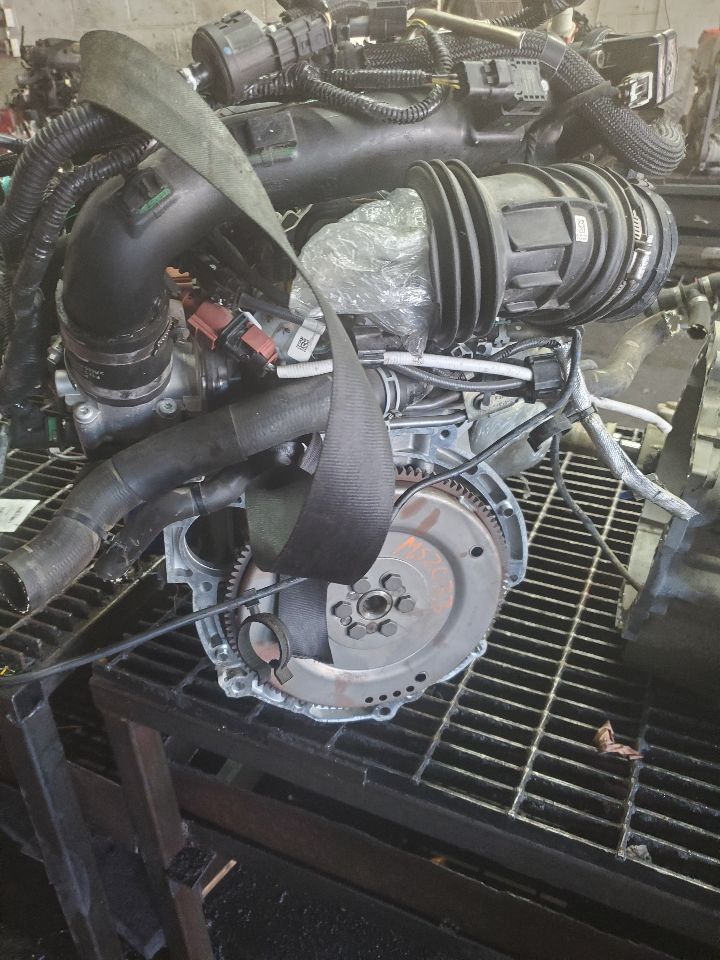 2017 FORD ESCAPE ENGINE ASSEMBLY - 506888