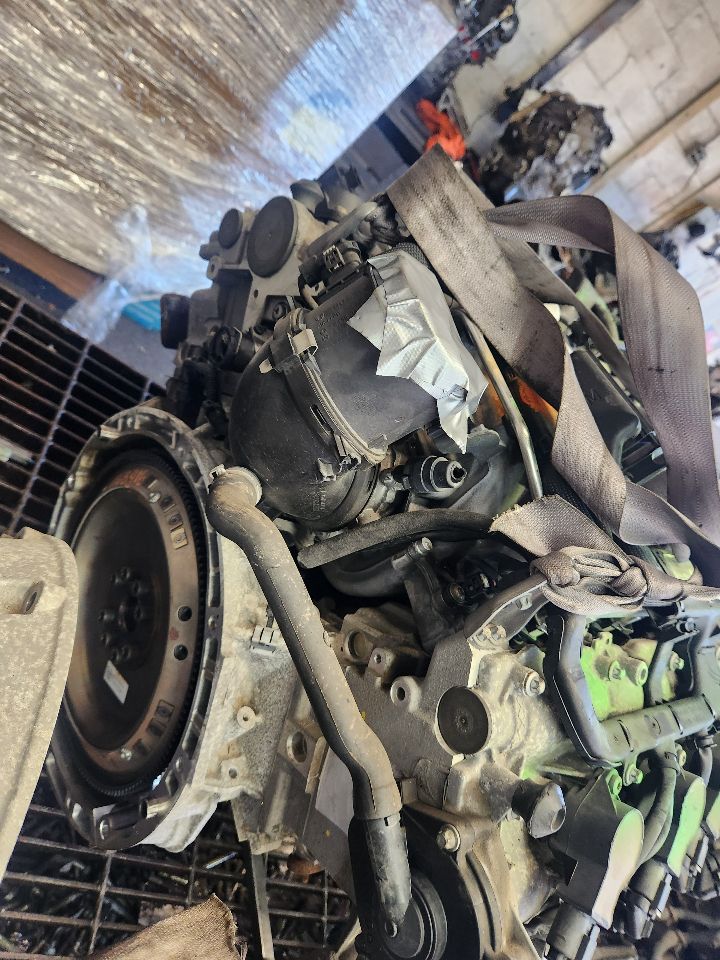 2011 MERCEDES-BENZ S-CLASS 8cyl Gasoline 5.5 ENGINE ASSEMBLY - 507086 — photo 2