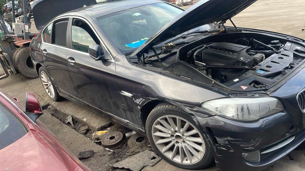 2011 BMW 535i STEERING GEAR RACK - 510037 — photo 7