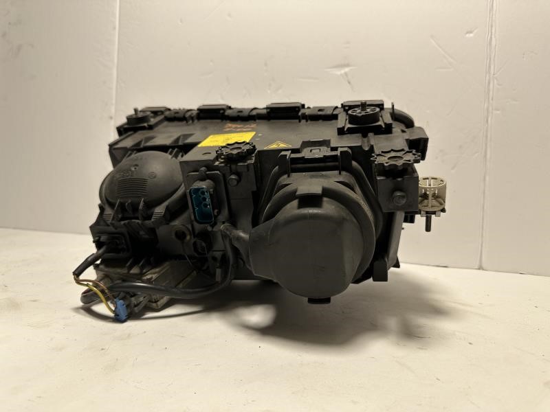 2000 BMW 740i Right HEADLAMP ASSEMBLY - 535 — photo 5