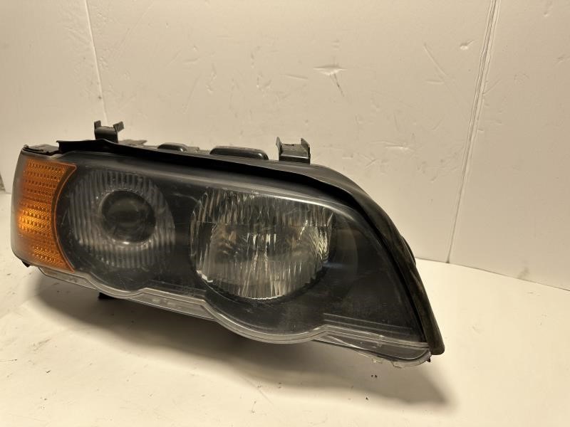 2006 BMW X5 Right HEADLAMP ASSEMBLY - 545 — photo 2
