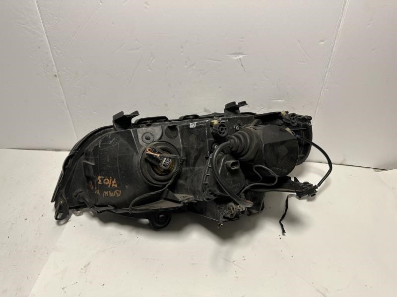 2006 BMW X5 Right HEADLAMP ASSEMBLY - 545 — photo 4