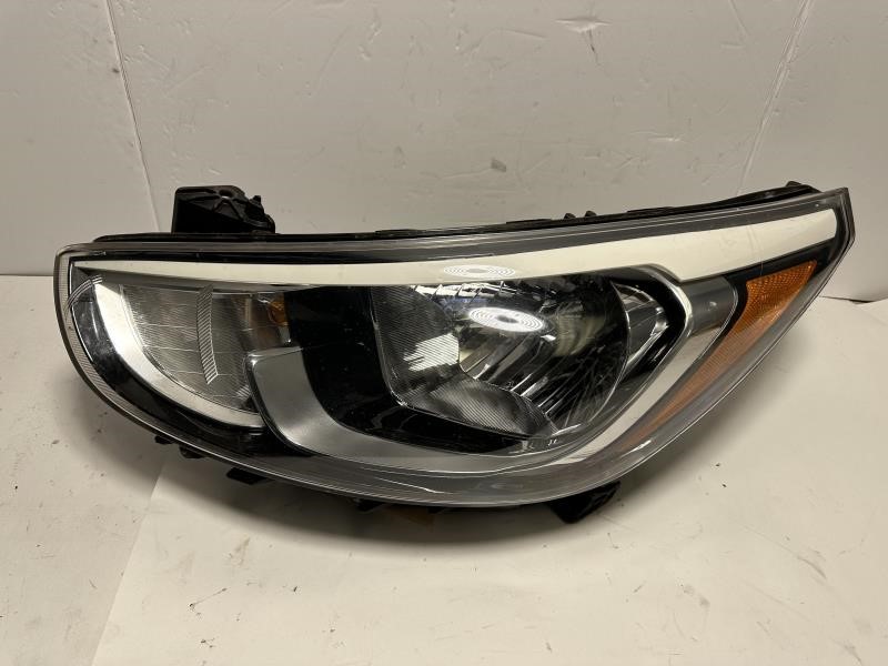 2015 HYUNDAI ACCENT Left HEADLAMP ASSEMBLY - 547