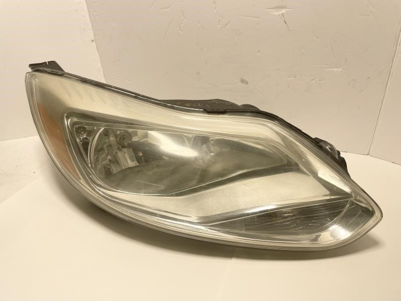 2012 FORD FOCUS Right HEADLAMP ASSEMBLY - 549 — photo 2