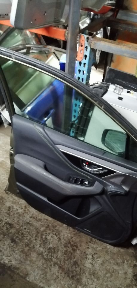2020 SUBARU LEGACY Left DOOR ASSEMBLY, FR - 5491 — photo 4