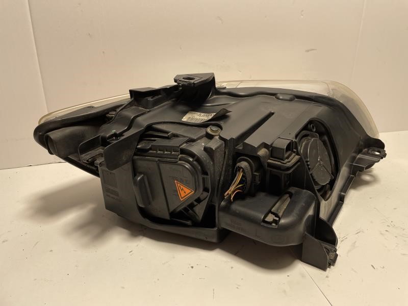 2007 AUDI Q7 Left HEADLAMP ASSEMBLY - 582 — photo 4