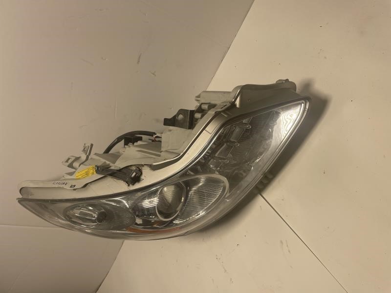 2007 INFINITI G35 Right HEADLAMP ASSEMBLY - 612 — photo 2