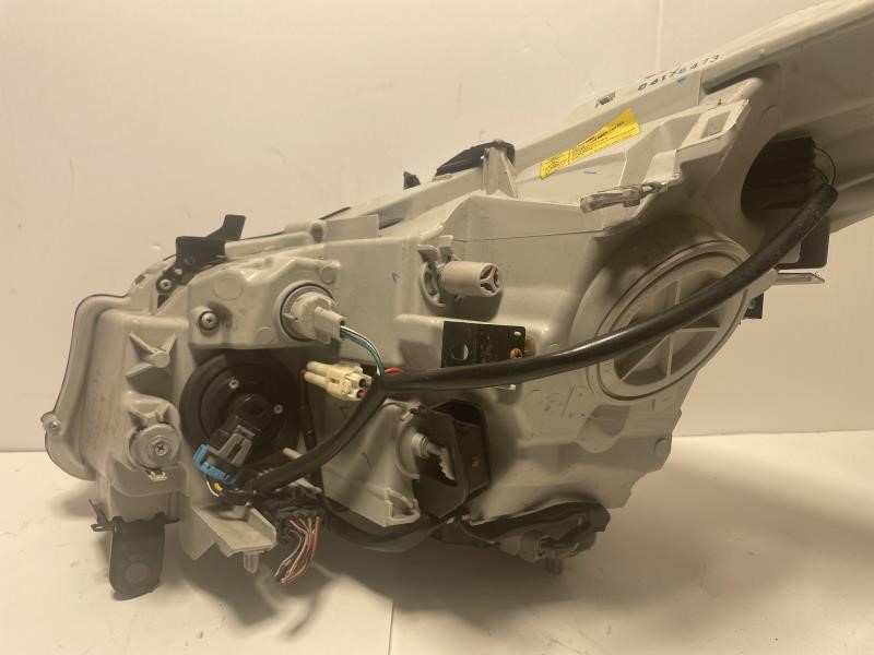 2007 INFINITI G35 Right HEADLAMP ASSEMBLY - 612 — photo 5