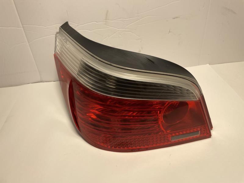 2007 BMW 525i Left TAIL LAMP - 658
