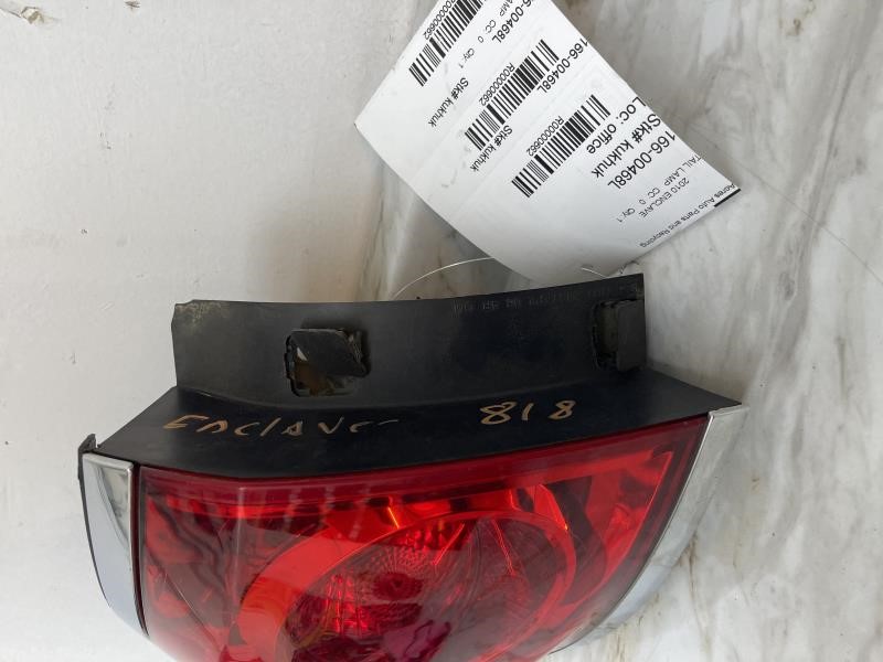 2010 BUICK ENCLAVE Left TAIL LAMP - 662 — photo 3