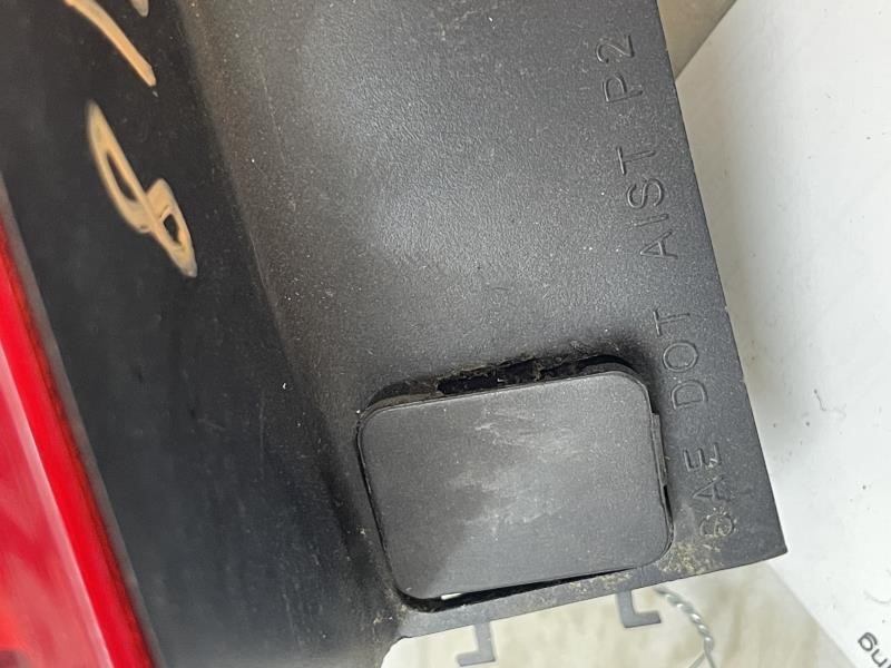 2010 BUICK ENCLAVE Left TAIL LAMP - 662 — photo 5