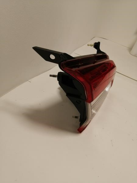 2017 SUBARU LEGACY Left TAIL LAMP - 683 — photo 2
