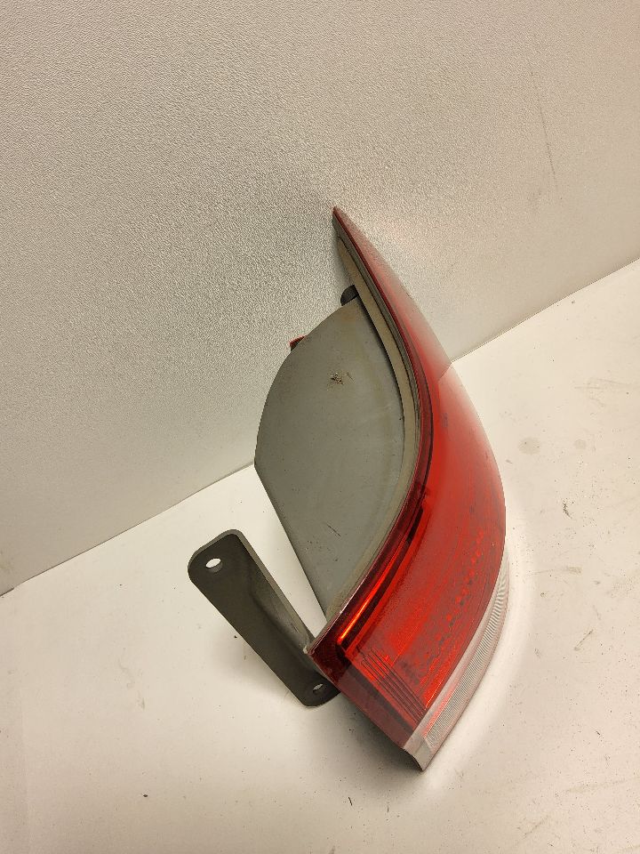 2011 JEEP GRAND CHEROKEE Right TAIL LAMP - 698 — photo 4