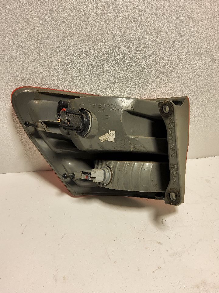 2011 JEEP GRAND CHEROKEE Right TAIL LAMP - 698 — photo 6