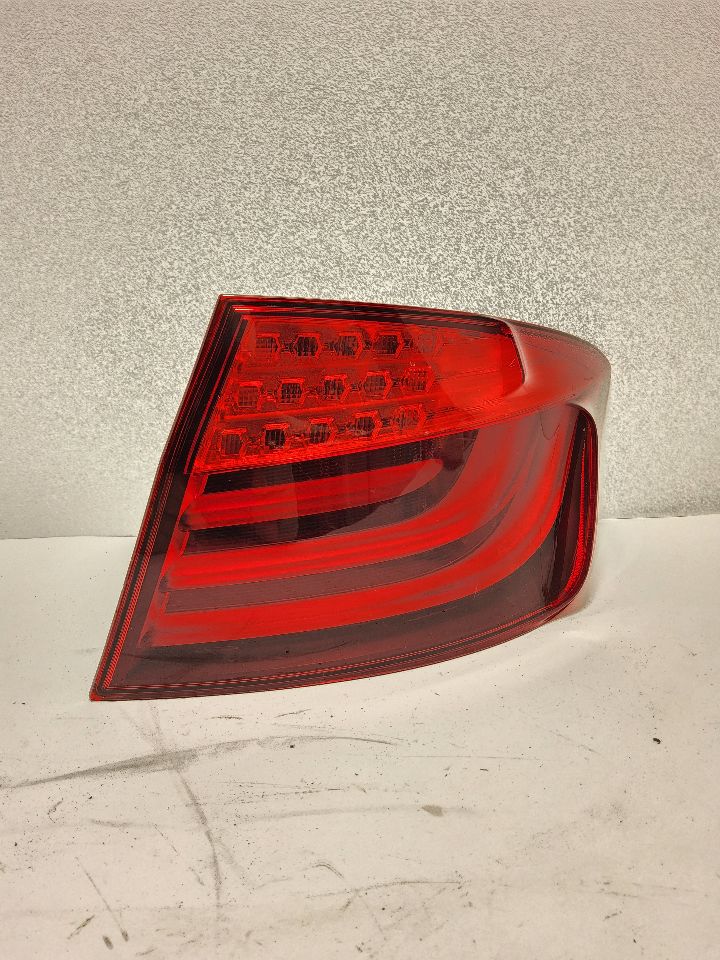 2012 BMW 535i Right TAIL LAMP - 716