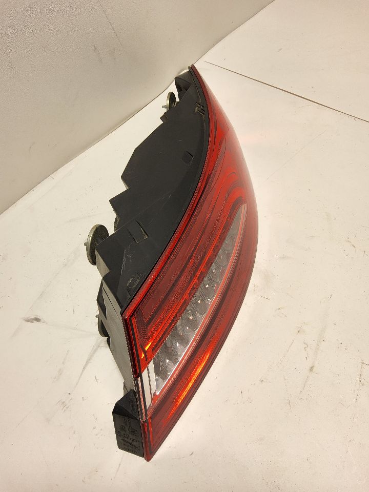 2012 JAGUAR XF Right TAIL LAMP - 720 — photo 4