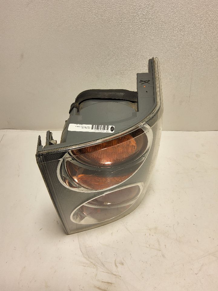 2004 LAND ROVER RANGE ROVER Right TAIL LAMP - 745 — photo 4