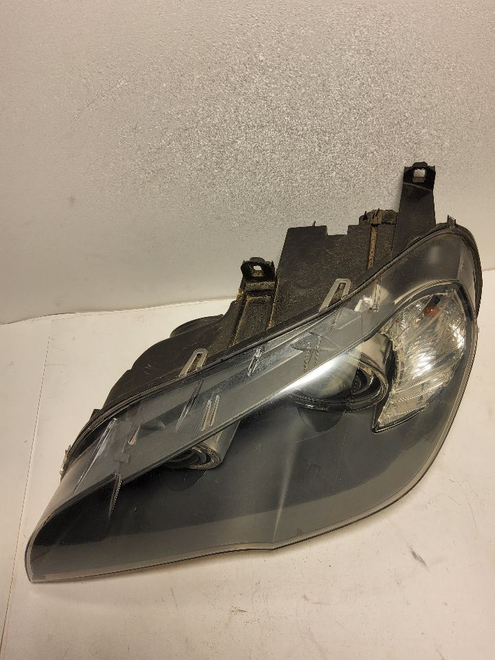 2008 BMW X5 Left HEADLAMP ASSEMBLY - 767 — photo 3