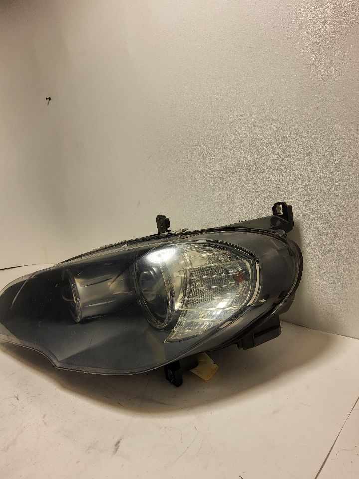 2008 BMW X5 Left HEADLAMP ASSEMBLY - 767 — photo 4