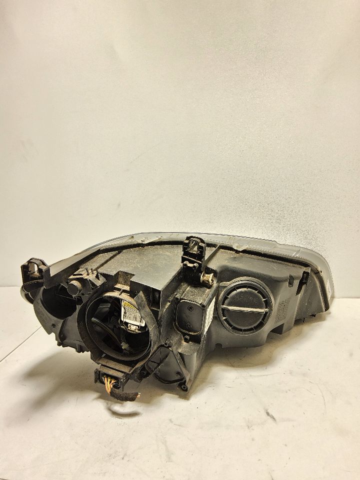2008 BMW X5 Left HEADLAMP ASSEMBLY - 767 — photo 6