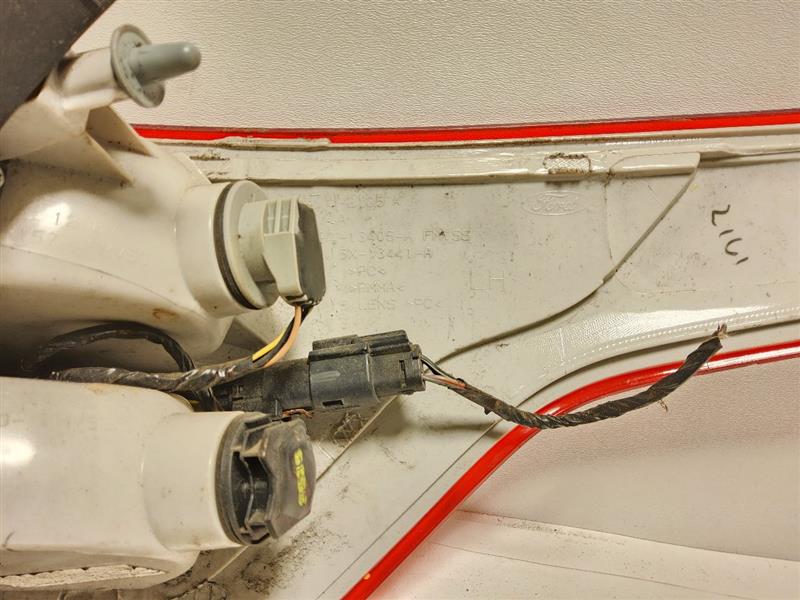 2014 FORD ESCAPE Left TAIL LAMP - 768 — photo 6