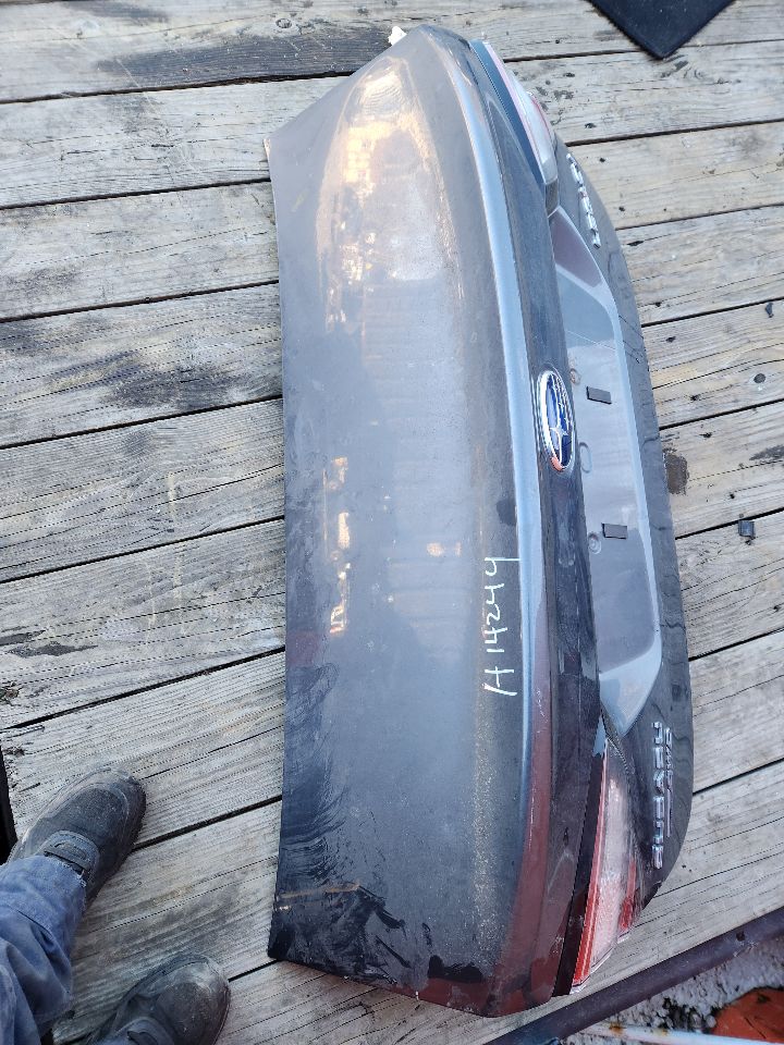 2021 SUBARU LEGACY Decklid  Tailgate - 7977 — photo 2