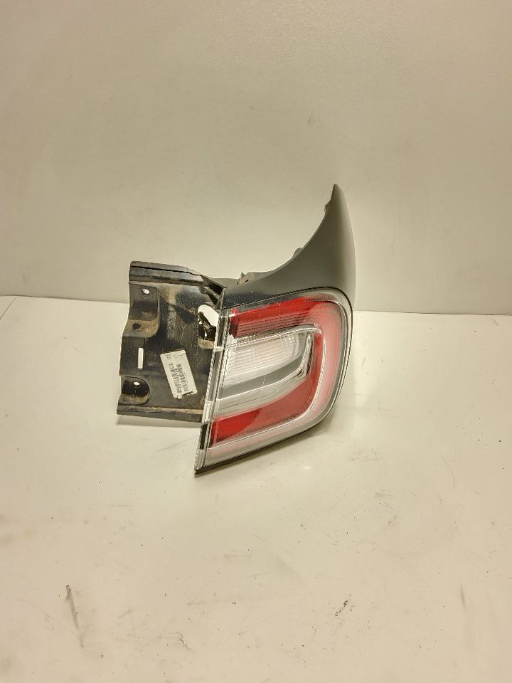 2020 SUBARU LEGACY Right TAIL LAMP - 799 — photo 4