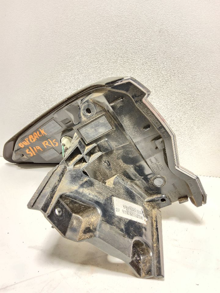 2020 SUBARU LEGACY Right TAIL LAMP - 799 — photo 7