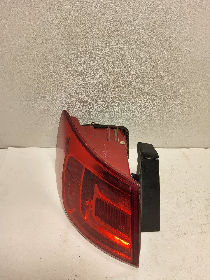 2012 VOLKSWAGEN JETTA Left TAIL LAMP - 813 — photo 4