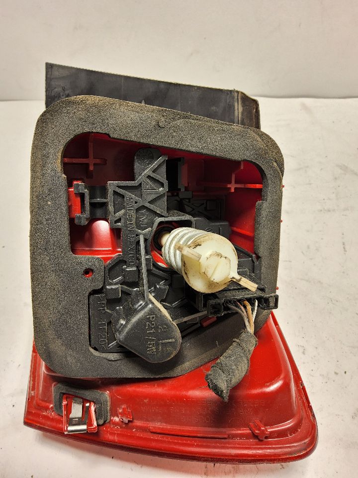 2012 VOLKSWAGEN JETTA Left TAIL LAMP - 813 — photo 7