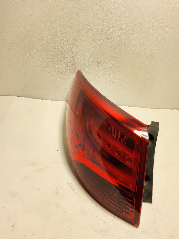2012 HYUNDAI TUCSON Left TAIL LAMP - 816 — photo 1