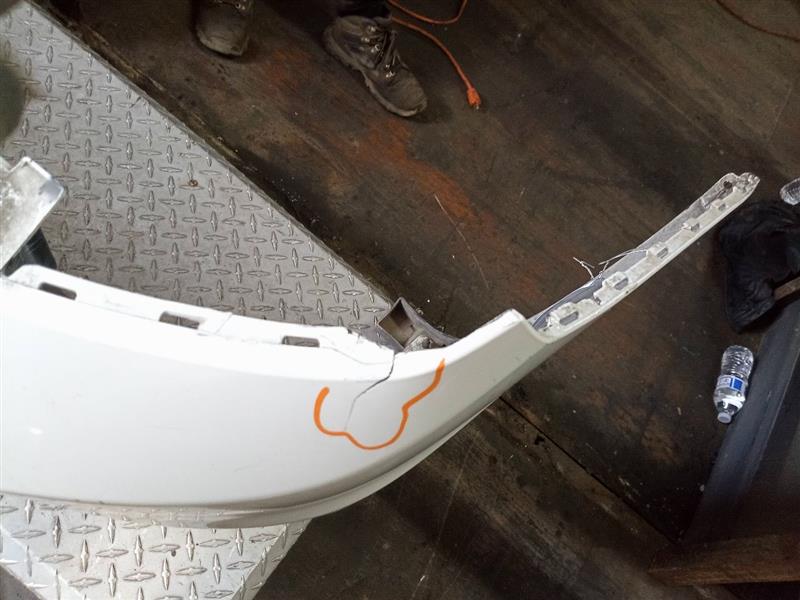 2017 SUBARU IMPREZA BUMPER ASSY, REAR - 8202 — photo 6
